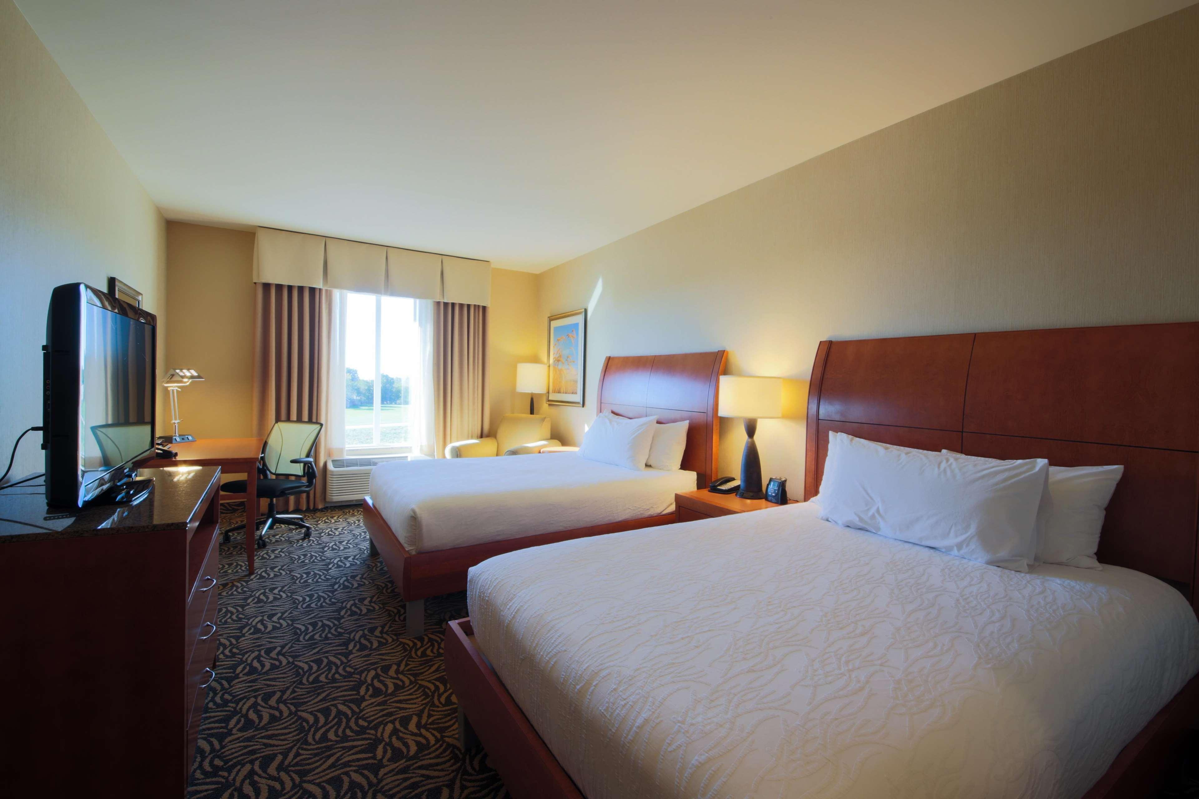 Hilton Garden Inn Cedar Falls Conference Center Екстер'єр фото