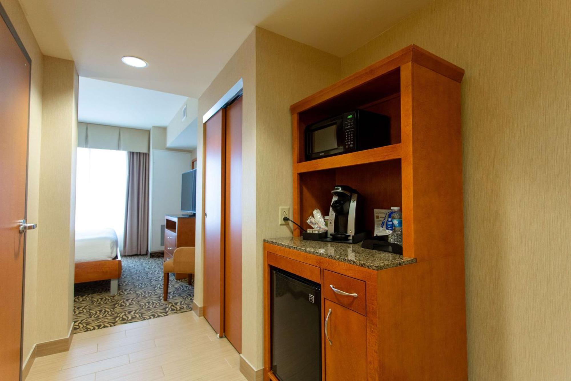 Hilton Garden Inn Cedar Falls Conference Center Екстер'єр фото